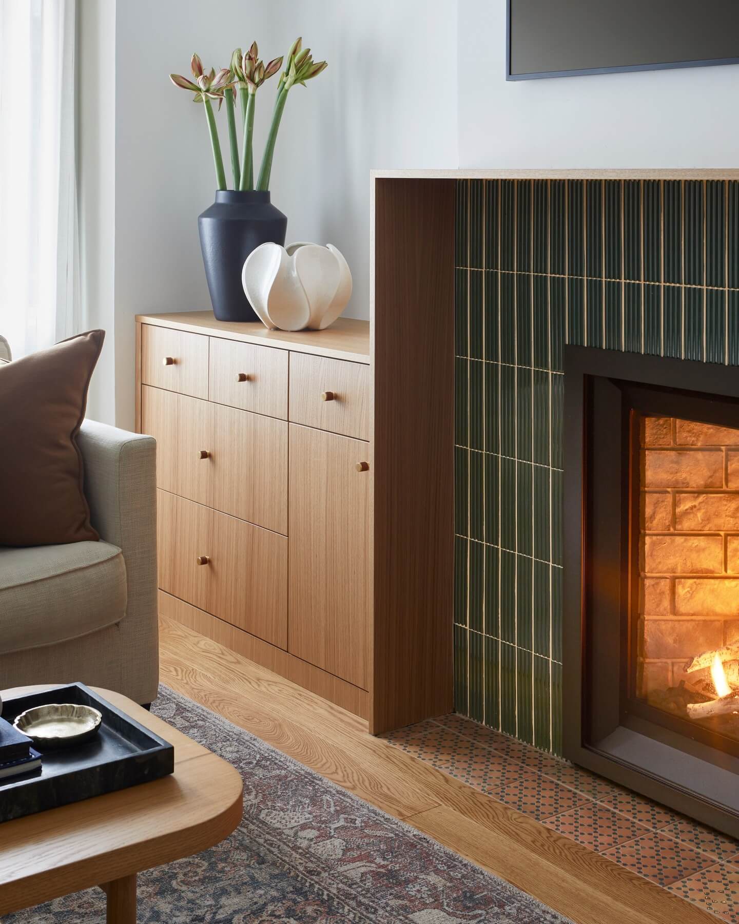 Cozy Living Room Fireplace Ideas to Transform Your Space 23