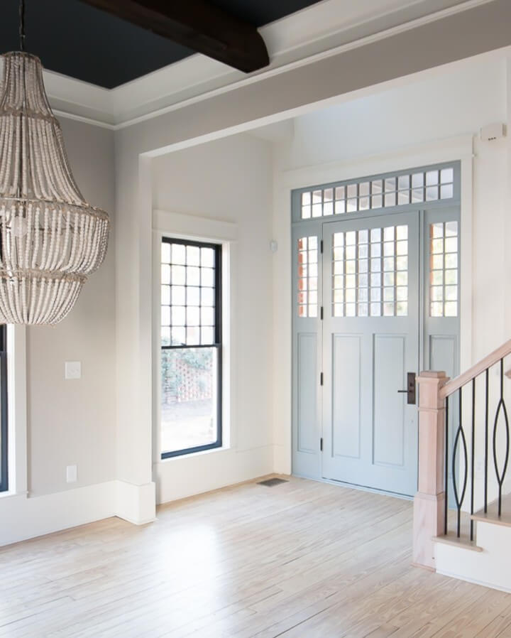 10 Stunning Foyer Paint Color Ideas to Transform Your Home's Entrance 23
