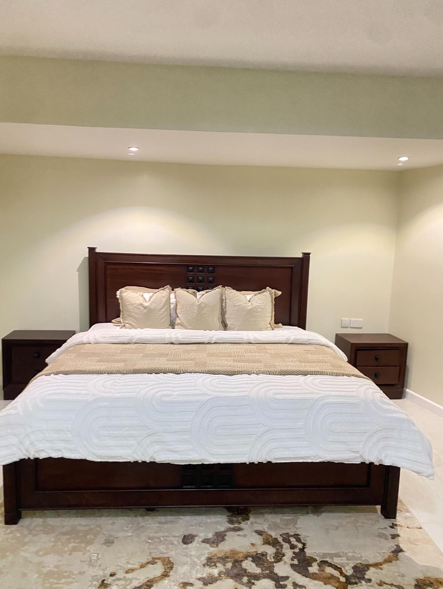 Transform Your Space: Captivating Dark Wood Bedroom Ideas for a Cozy Retreat 23