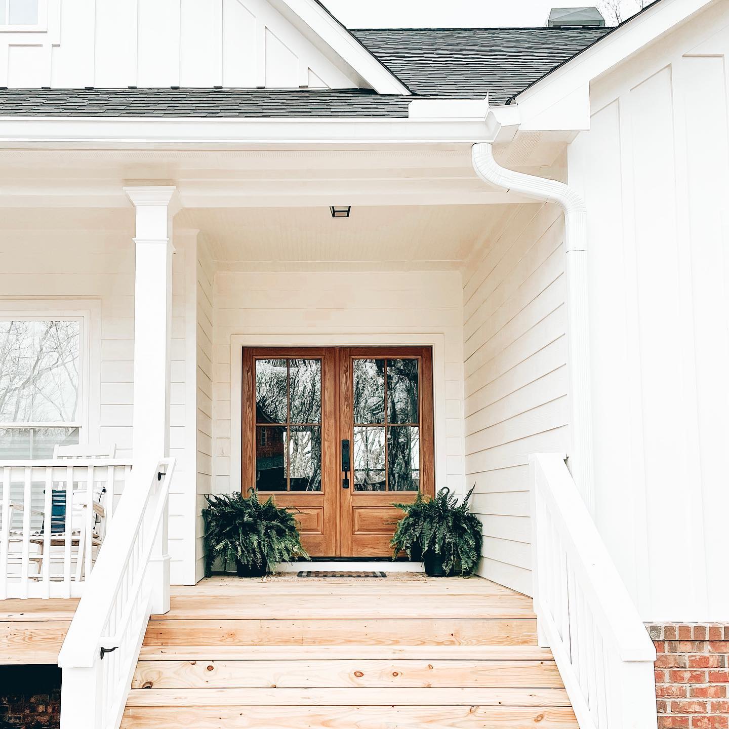 10 Stunning Front Porch Step Ideas to Elevate Your Home's Curb Appeal 24