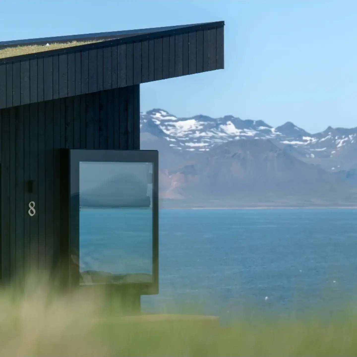 Charming Small Cabin Exterior Ideas to Inspire Your Next Rustic Retreat 25