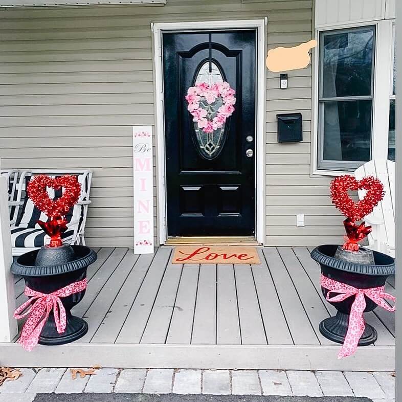 10 Enchanting Front Porch Decor Ideas That Will Transform Your Outdoor Space 26