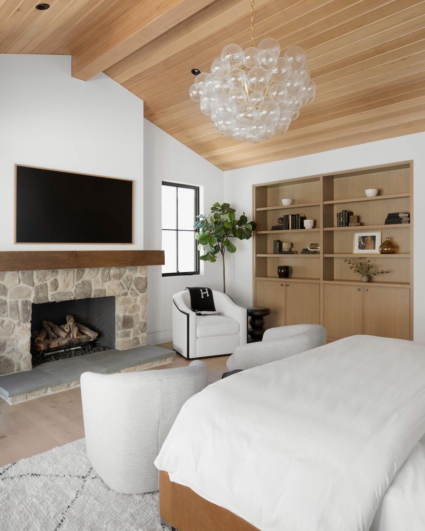 Cozy Up Your Space: Innovative Bedroom Fireplace Ideas to Ignite Your Imagination 27