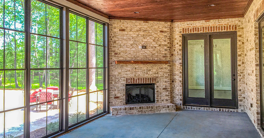 10 Enclosed Porch Ideas to Elevate Your Home’s Charm and Functionality 3