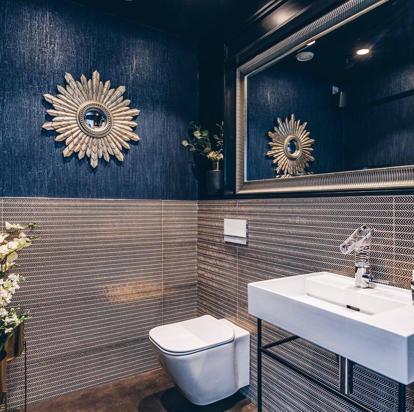 Stunning Powder Room Design Ideas to Transform Your Space 4