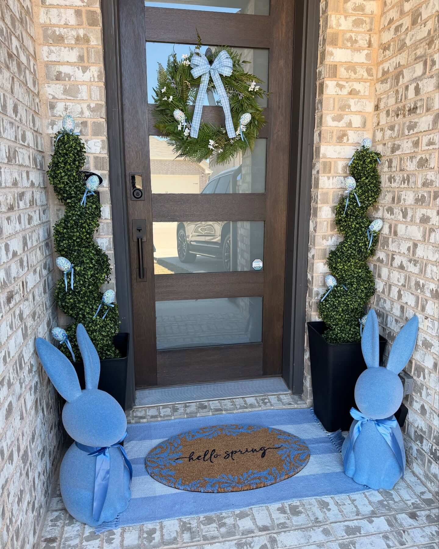 10 Enchanting Front Porch Decor Ideas That Will Transform Your Outdoor Space 5