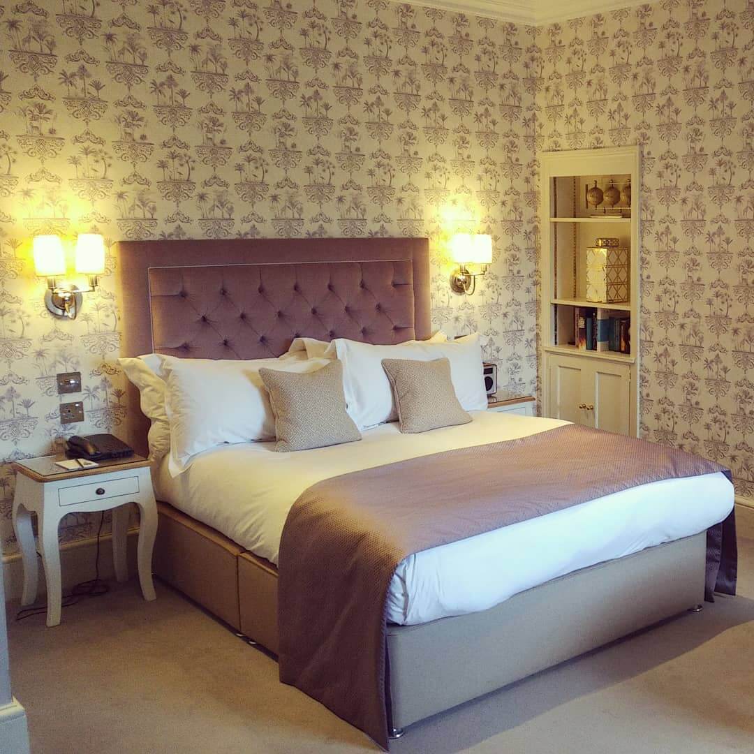 Transform Your Space: 10 Stunning Mauve Bedroom Ideas for a Serene Sanctuary 5