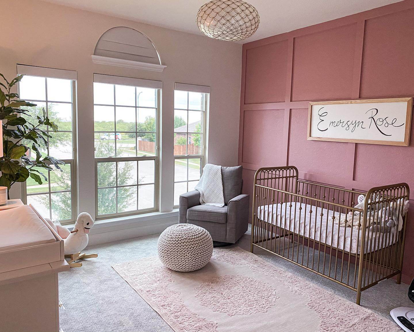 Transform Your Space: 10 Stunning Mauve Bedroom Ideas for a Serene Sanctuary 6