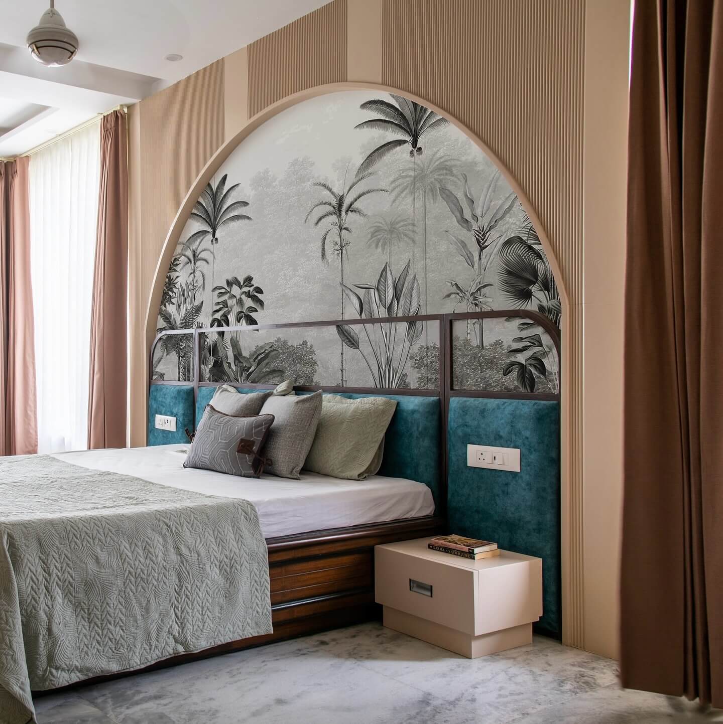 Transform Your Space: Stunning Bedroom Accent Wall Ideas to Inspire Your Next Redesign 6