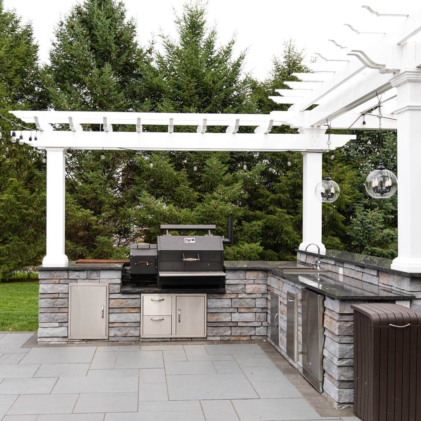10 Outdoor Kitchen Ideas That Will Transform Your Backyard Into a Culinary Haven 6