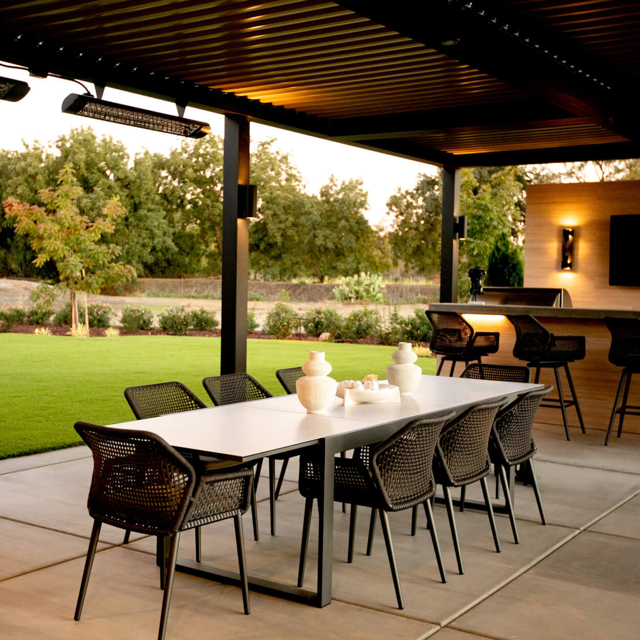 Transform Your Backyard: 10 Stunning Outdoor Living Design Ideas to Elevate Your Space 6