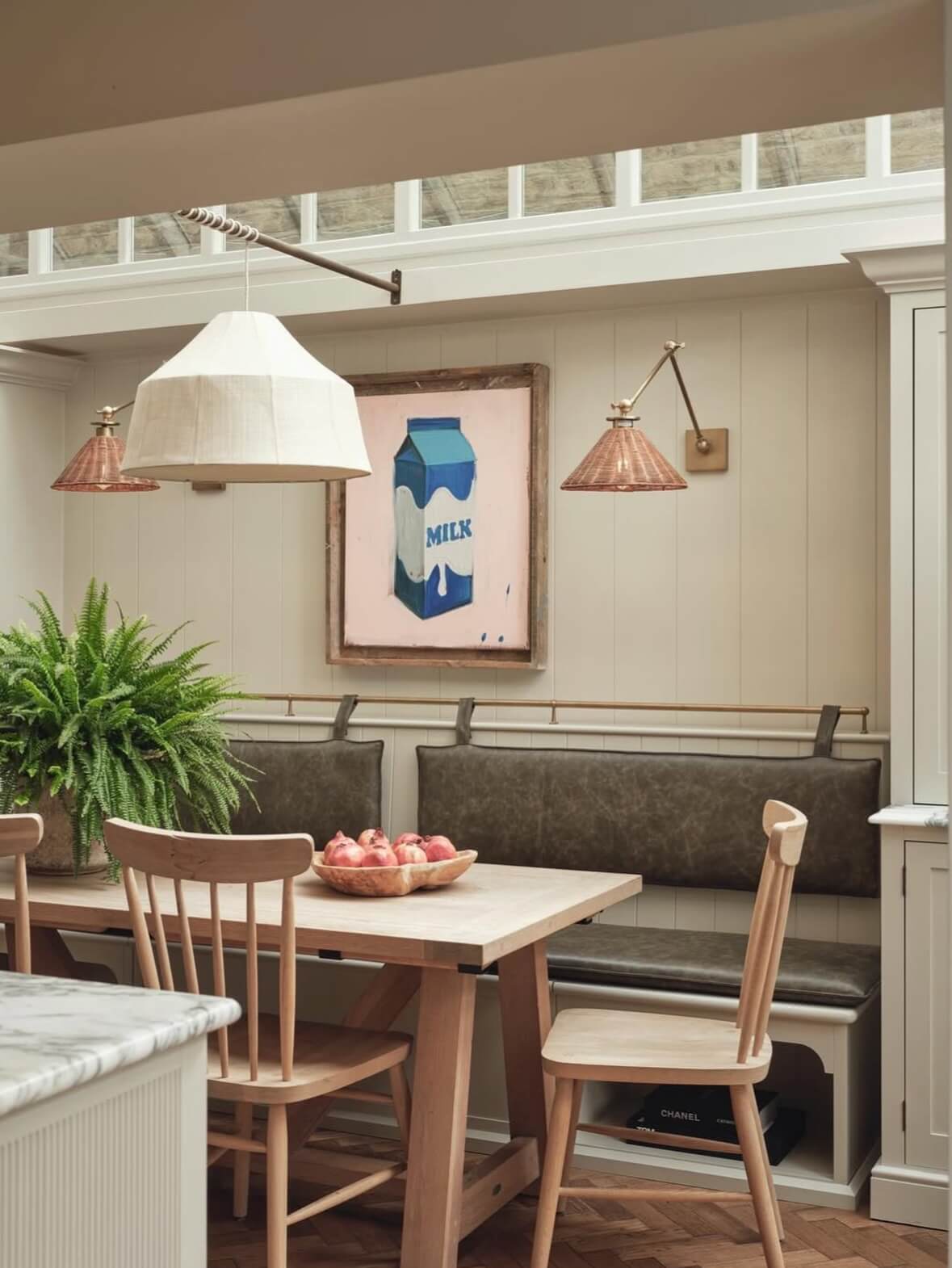 Cozy and Chic: Transform Your Kitchen with These Breakfast Nook Ideas 6