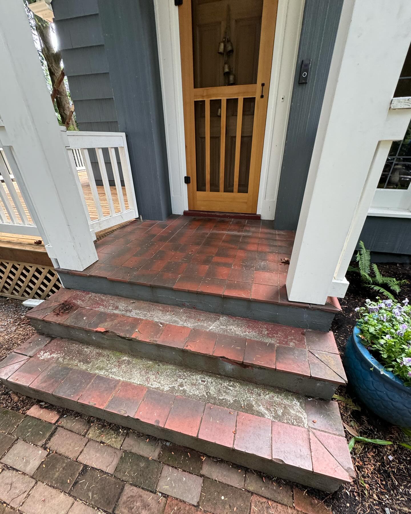 10 Stunning Front Porch Step Ideas to Elevate Your Home's Curb Appeal 7