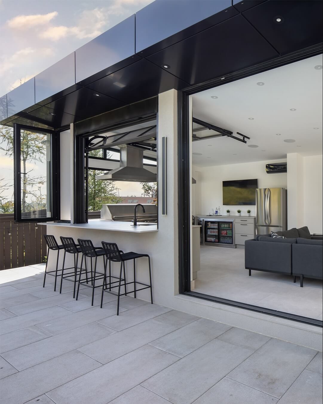 10 Outdoor Kitchen Ideas That Will Transform Your Backyard Into a Culinary Haven 7