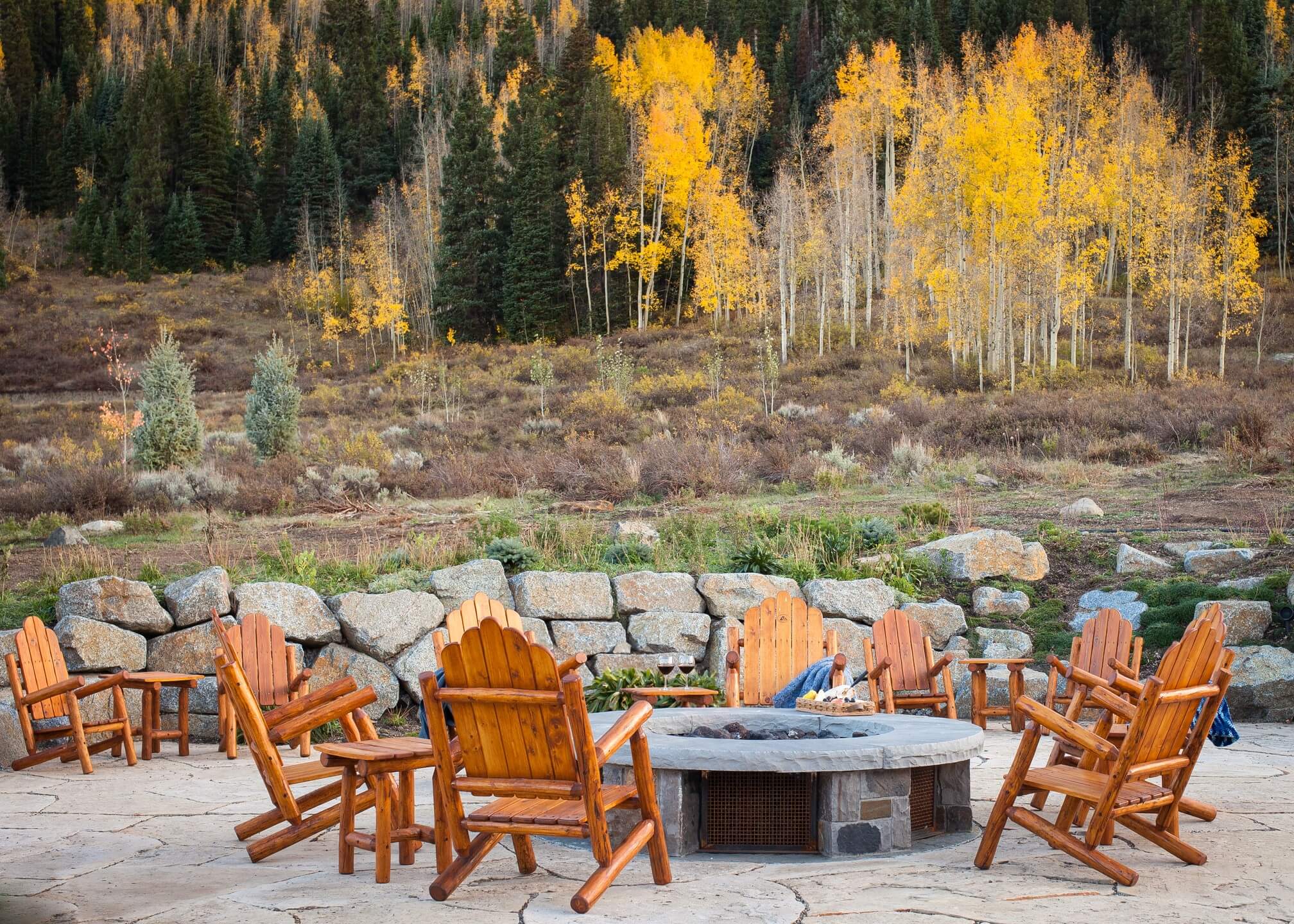 Stunning Stone Fire Pit Ideas for a Cozy Outdoor Retreat 7
