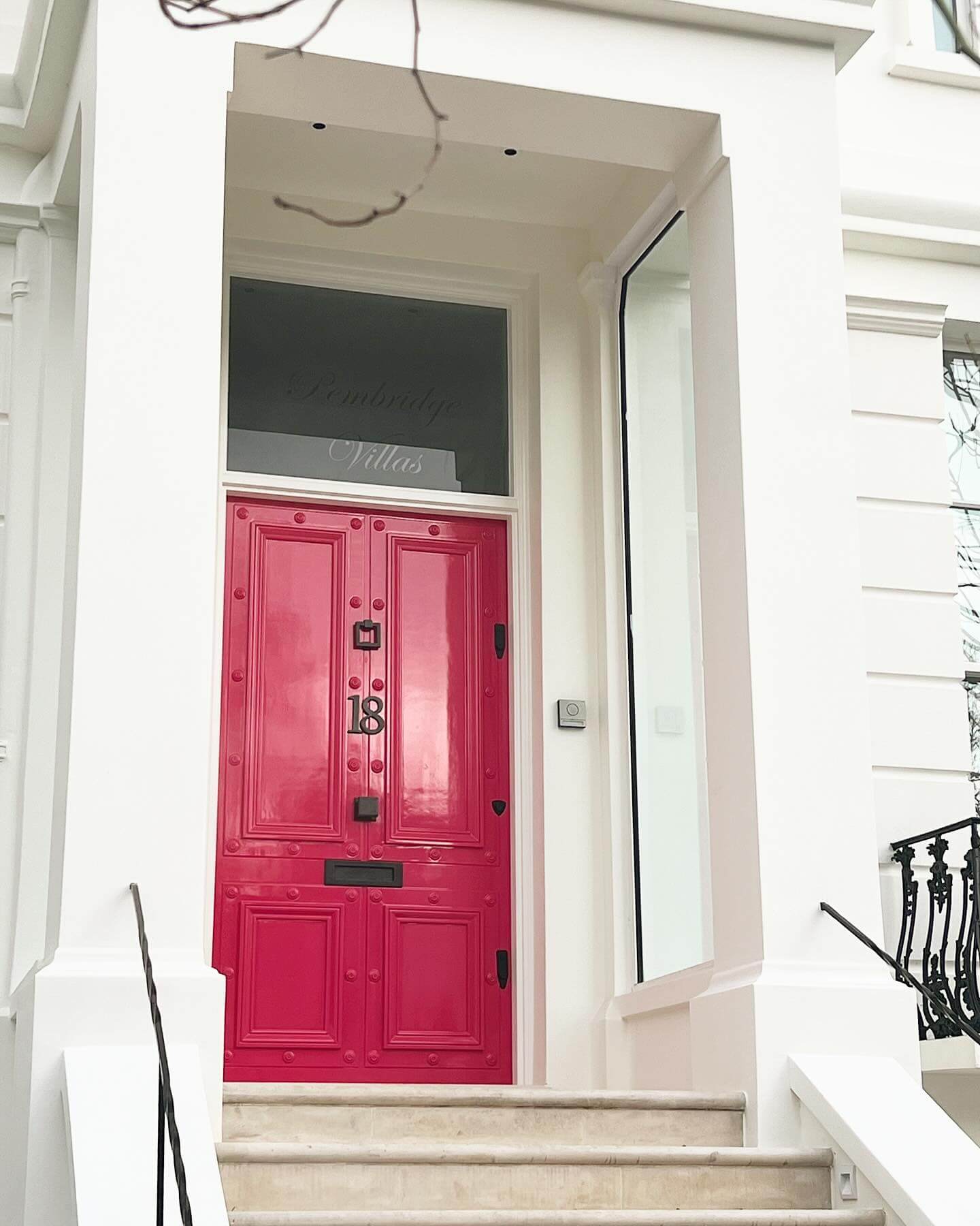 Inviting Front Door Ideas to Boost Your Home's Curb Appeal 8