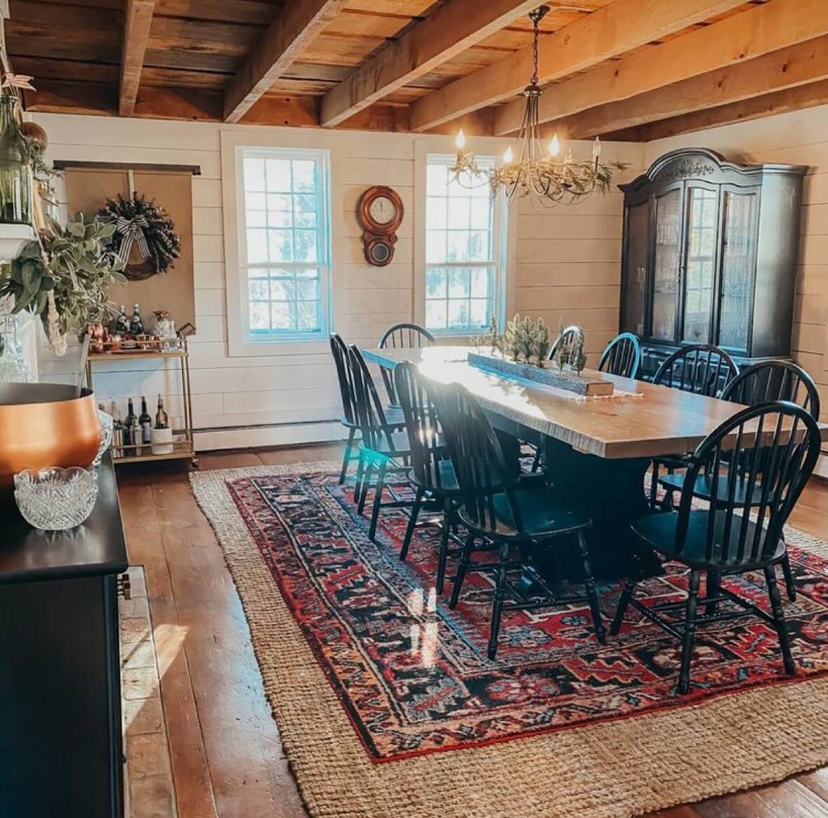Farmhouse Rug Ideas to Elevate Your Cozy Home Décor 8