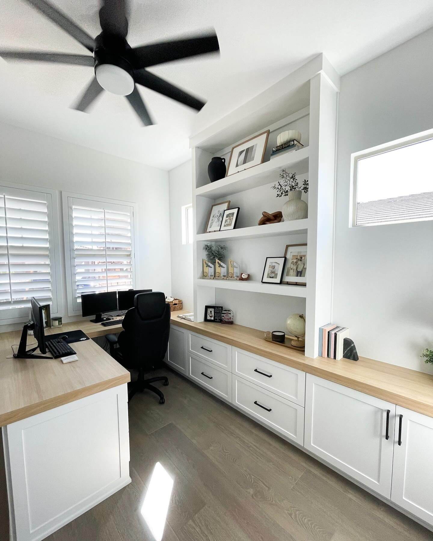 Innovative Office Shelving Ideas to Maximize Space and Style 8