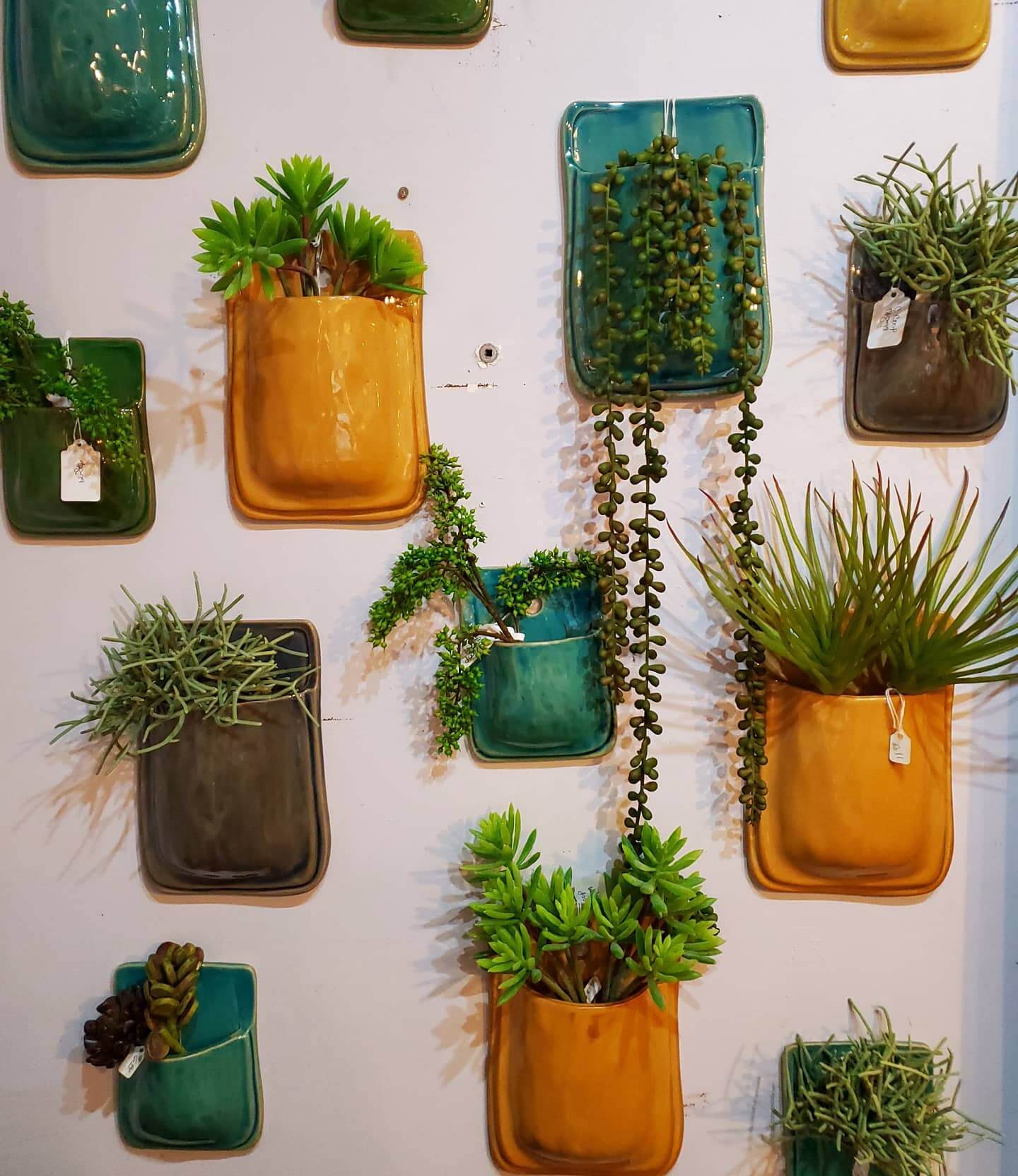 Transform Your Garden with These Creative Vertical Pocket Planter Ideas 8