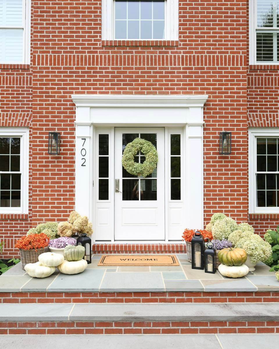 10 Enchanting Front Porch Decor Ideas That Will Transform Your Outdoor Space 9